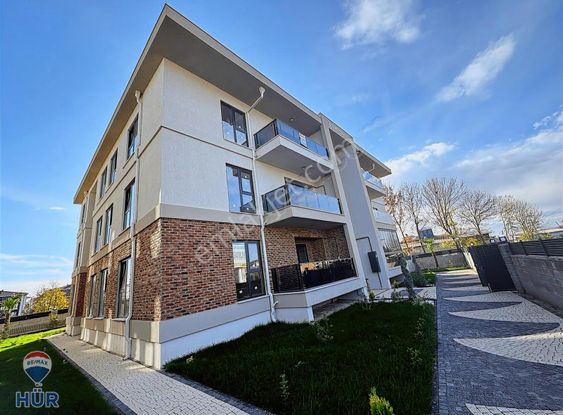 Remax Hür Ayfer Sever'den Kiralık Sıfır 3+1 Daire