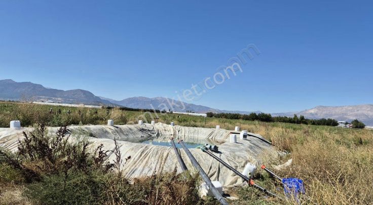 07 Truva Emlaktan Elmalı Bayralar Köyünde Satılık Sera Ve Tarla