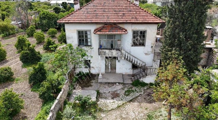 07 Truva Emlak'tan Finike Turunçova'da Satılık Ev