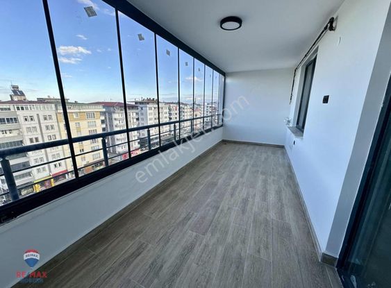 Deniz Manzaralı Sıfır Geniş 3+1 Daire