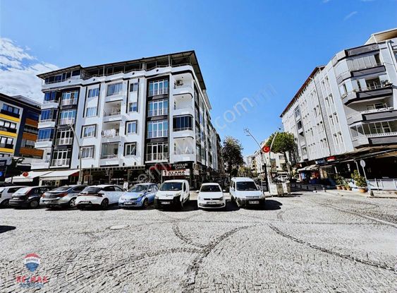 Remax Modern'den Türk-işte Mükemmel Konumda 3+1 Ara Kat Daire