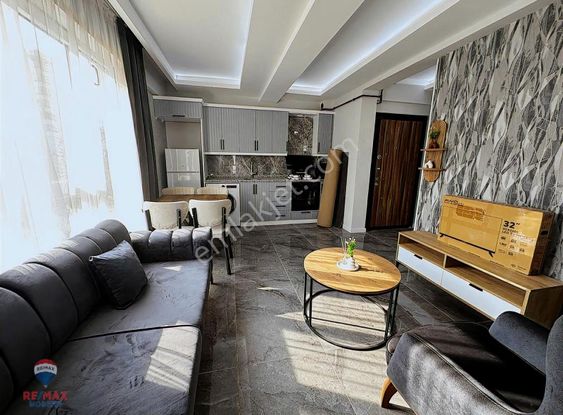 Remax Modern Bülent Ak'dan Satılık Eşyalı 1+1 Daire