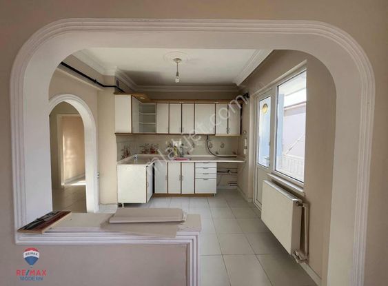 Tansu İnan'dan Ömürevleri'nde Kiralık 3+1