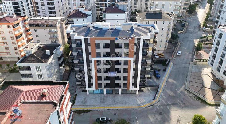 Kiralık | 19 Mys Blv. 145 M² + 65 M² Bahçe Alanlı Dükkan
