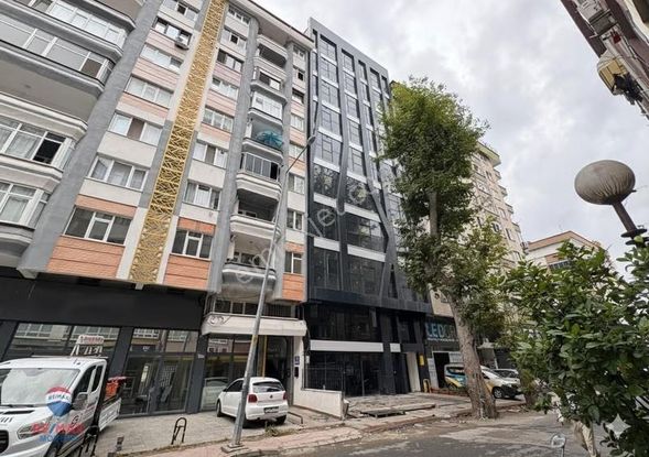 Remax Modern Onur Çibikci' Den Ciem Plaza Kiralık 2+1 Sıfır Ofis