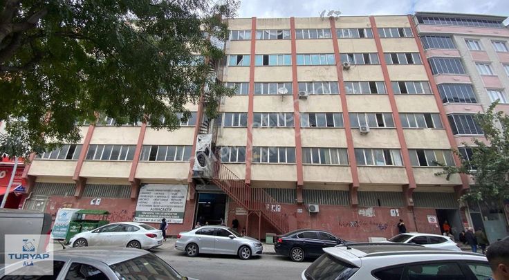 Uğur Mumcu N Caddesinde 1290 M2 Bodrum+giriş Kat