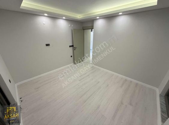 Karşıyaka'nın En Gözde 2+1 Ayrı Mutfaklı Dairesi