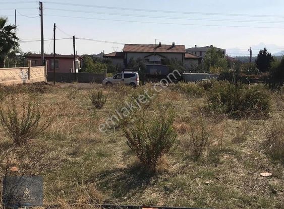 Villalık Konumda 638 M² Müstakil Arsa Sadece Seçkin Alıcılara