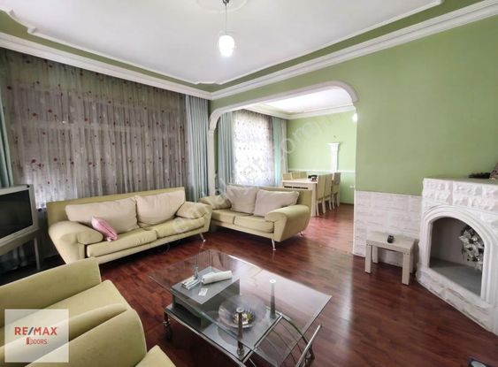 Muratpaşa Altındağ Mahallesi'nde Ferah Daire (asansör Yoktur)