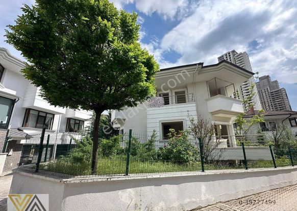 Valentia'dan Park Platin Konaklarında 7+2 Satılık Villa !!!