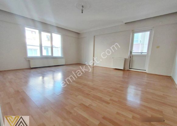 Valentia'dan Anadolu Caddesi Yanı Ara Kat Kiralık 3+1 Daire !!!