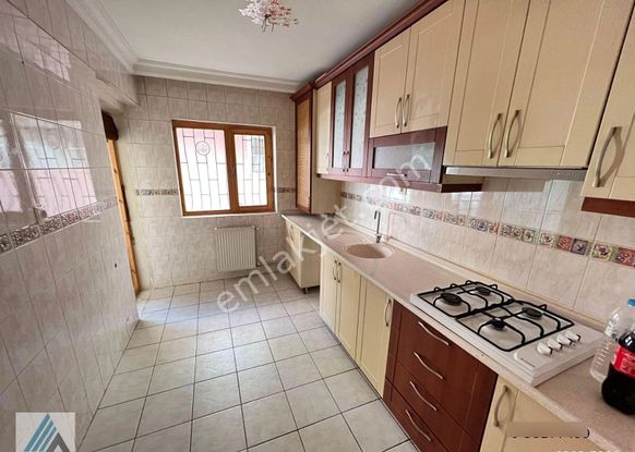 Atanora Vadi'den Dikmende Merkezi Lokasyon Giriş Ön Cephe Kapalı Garajlı 3+1