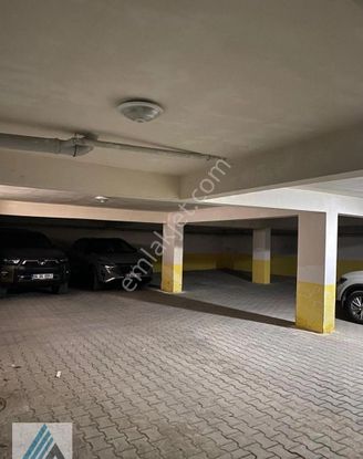 Atanora Vadi'den Anıtkabir Arkasında Turgut Reis Cadde Üzeri Öncephe 2+1dublex Daire