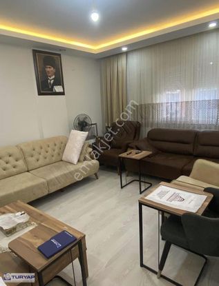 Döşemealtı Yeniköy De Merkezi Konumda Yeni Binada Katta Daire