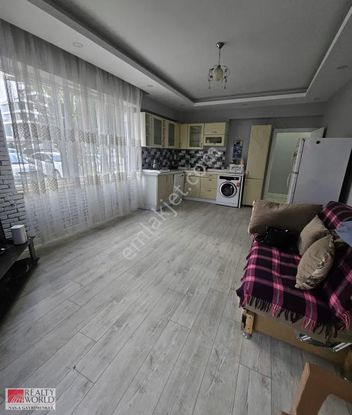 Sarısu'da Yeni Tadilatlı Havuzlu 2+1 Kiralık Daire
