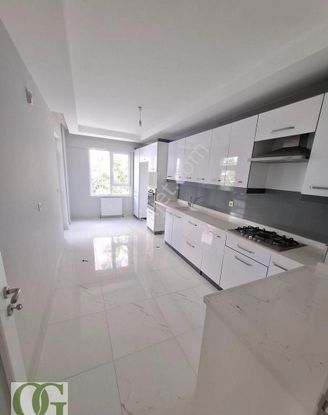 Osman Gülcan'dan Y'beyazıt'ta Sıfır Ayarında Katta 3+1 Kiralık