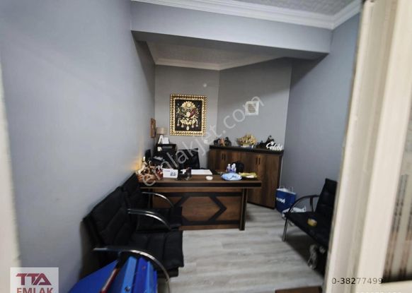 Kecören İncirli Yunus Emre Caddesin'de 40 M2 Satılık Dükkan