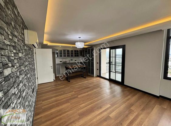 Füsun Emlak'tan Yeni Manzaralı 4+1 Çatı Dubleks Daire Satılıktır