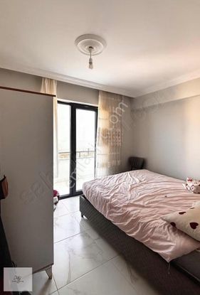 Mg Emlaktan Üniversiteye Yakın Eşyalı 1+1 Daire