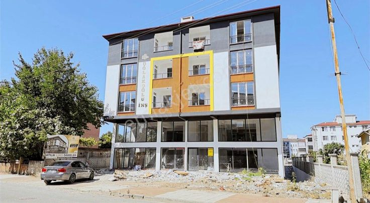 Kurumsal Kiracılara Uygun 1000m2 Mağaza