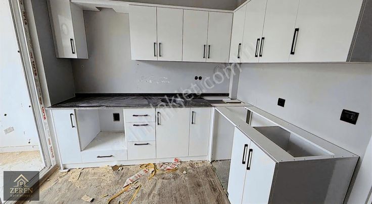 Yunus Emre Caddesi Üzerinde 3+1 Sıfır Kiralık Daire