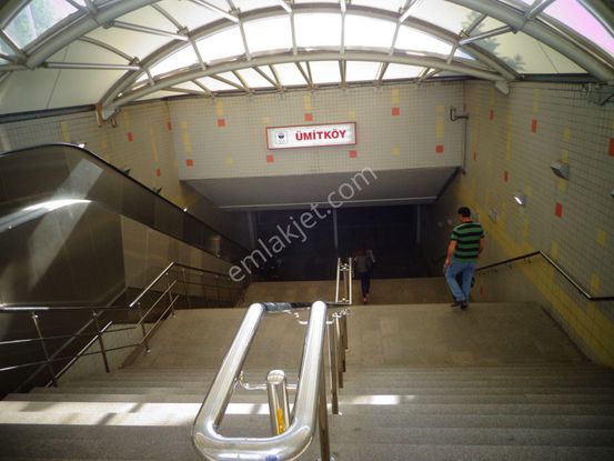 Ümitköy Metroyanı 1+1+giyinmeodalı Havuz Güvenlik Kgaraj Elitten