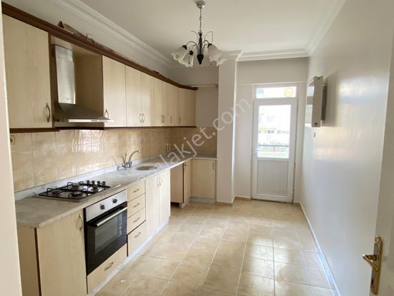 Şahintepede Park Karşısı Yeni Boyalı Ferah Kulanışlı Kiralık Dai