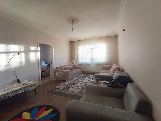 Sincan Malazgirt Mahallesinde 3+1 Satılık Daire