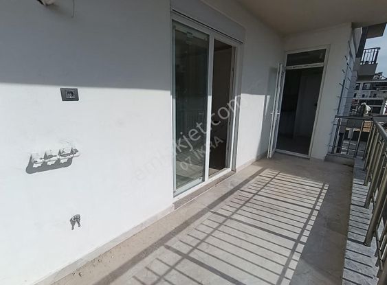 Varsak Aydoğmuşta Önü Açık Güney Batı Cepheli Ferah 2+1 Daire