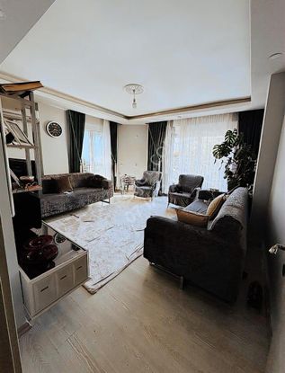 Gazinin Eenn Uygunuu 3+1 Katta Asansorlü Daire