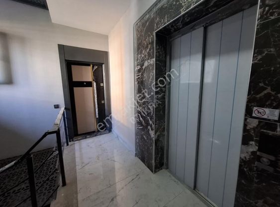 Hüsnükarakaş Mah. Sıfır, Lüks 3+1 Daire Satılık Havuzlu 130 M2