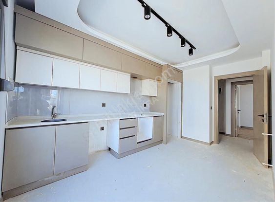 Erenköy Mah Genis Sıfır Arakat 2+1 Satılık Daire