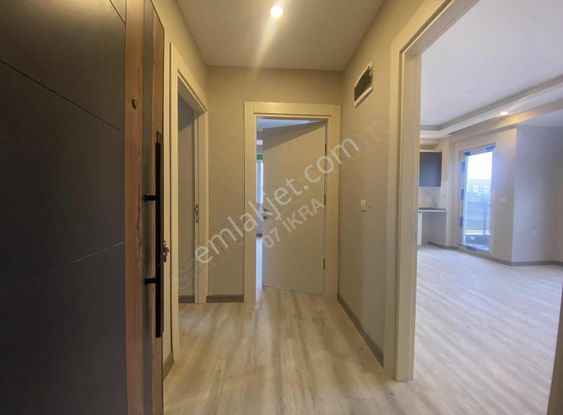 Fevzi Çakmak Mah Ebeveyn Banyolu İskanlı 2+1 Satılık Daire
