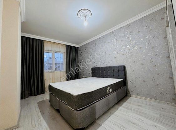 Kızılarıkta Esyalariyla Satilik 5 Yasinda Daire