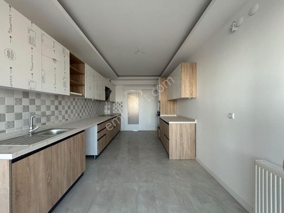 Ovacık Mevkii'de 4.5+1 Muazzam Site Dairesi!