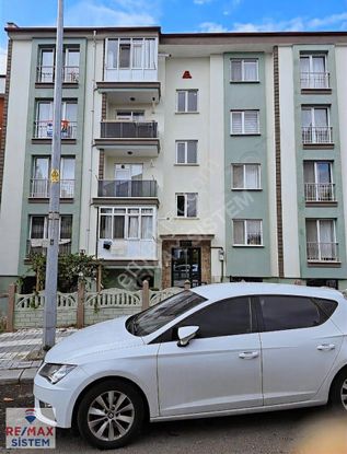 *ali İhsan Paşa Mahallesinde Satılık Ara Kat 3+1 Daire*