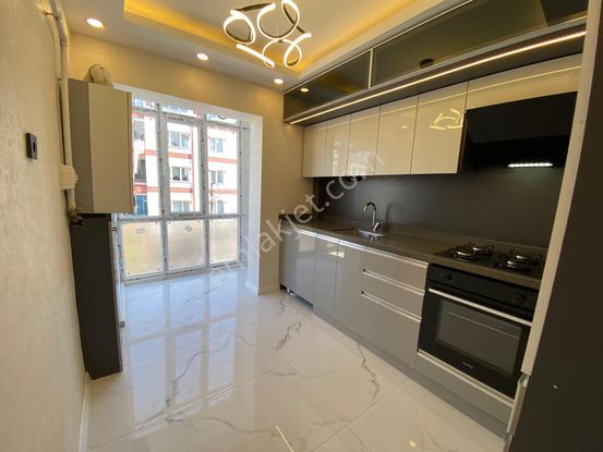 Sincan Malazgirt Mah. 3+1 Full Yapılı Arakat Satılık Daire