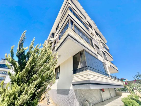 ꧁ay Emlaktan꧂akçay'da Kapalı Otoparklı Kombili Denize Yakın Asansörlü Satılık 2+1 Yeni Lüks Daire