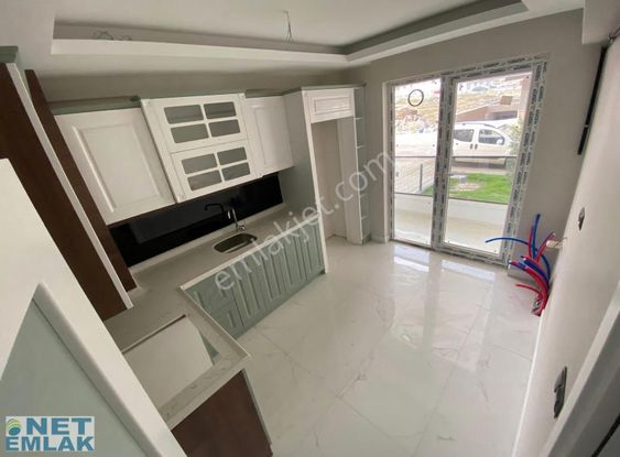 Yenikent Net Emlaktan 3+1 Yüksek Giriş Daire