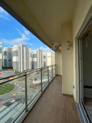 Esenyurt Mehterçeşme Mahallesi 1+1 11.kat Kiralık Daire Önay Life Rezidans Teraslı Şehir Manzaralı