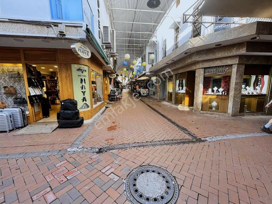 Paspatur'da Devren Kiralık Kafe