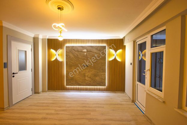 🏡🏡aktiften Akçay'da Satılık Kendinizi Özel Hissettirecek 3+1geniş Daire