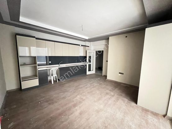 Şentürk Gayrimenkul'den Beşikkayada Amerikan Mutfak Fırsat Daire