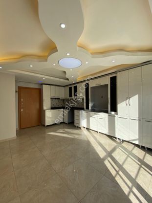 Esenyurt Talatpaşa Mahallesi 1+1 Kiralık Boş Daire 1.kat Balkonlu Amerikan Mutfak Full Dekorlu