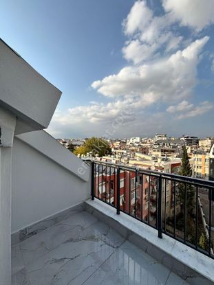 Güney Doğu Cepheli Deniz Manzaralı, Ferah Ve Yapılı 3+1 Satılık Dubleks Daire