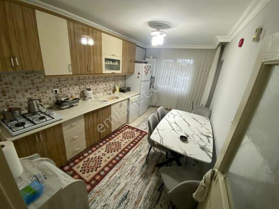 Şentürk Gayrimenkul'den Karapürçek'de 3. Kat Asansörlü Daire***