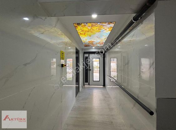 //aktürk Emlak\\ Sıfır Ara Kat Kredi Sorunsuz Kök Tapu 3+1 Daire