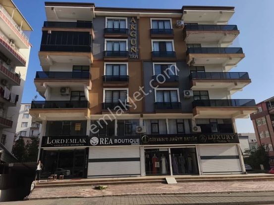 Emlak 72'den Bahçelievlerde Kiralık 3+ Daire