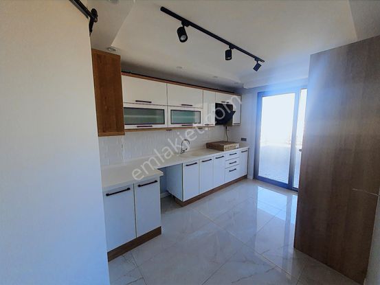 Rw Nefes' Ten Cumhuriyet Mah. Site İçerisinde 2+1 Daire