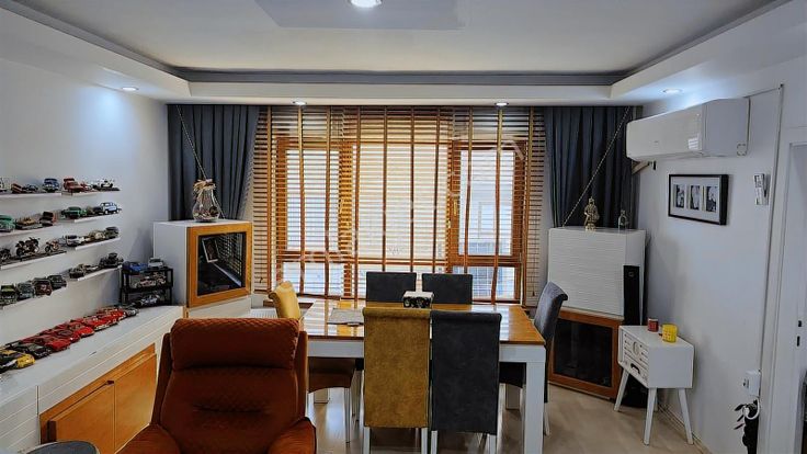 Altın Anahtardan Sonatoryum Cd Yakını Katta Ön Cephe Lüks Yapılı